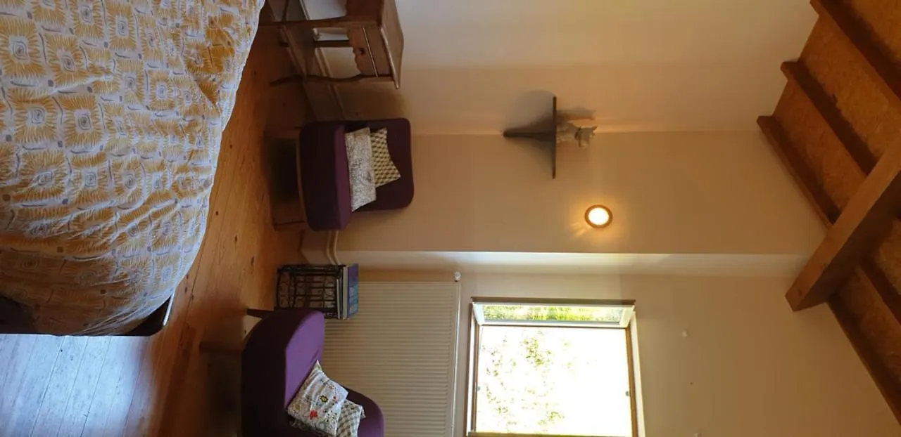 La Ferme De La Source Bed & Breakfast Bully